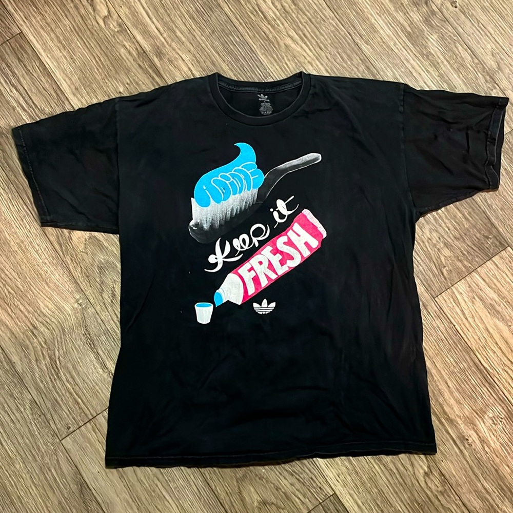 Adidas Graphic Tee Size Large Keep It Fresh